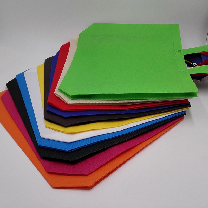 全自動(dòng)立體無(wú)紡布制袋機(jī)A HD-1503 全自動(dòng)立體無(wú)紡布制袋機(jī)A HD-1503