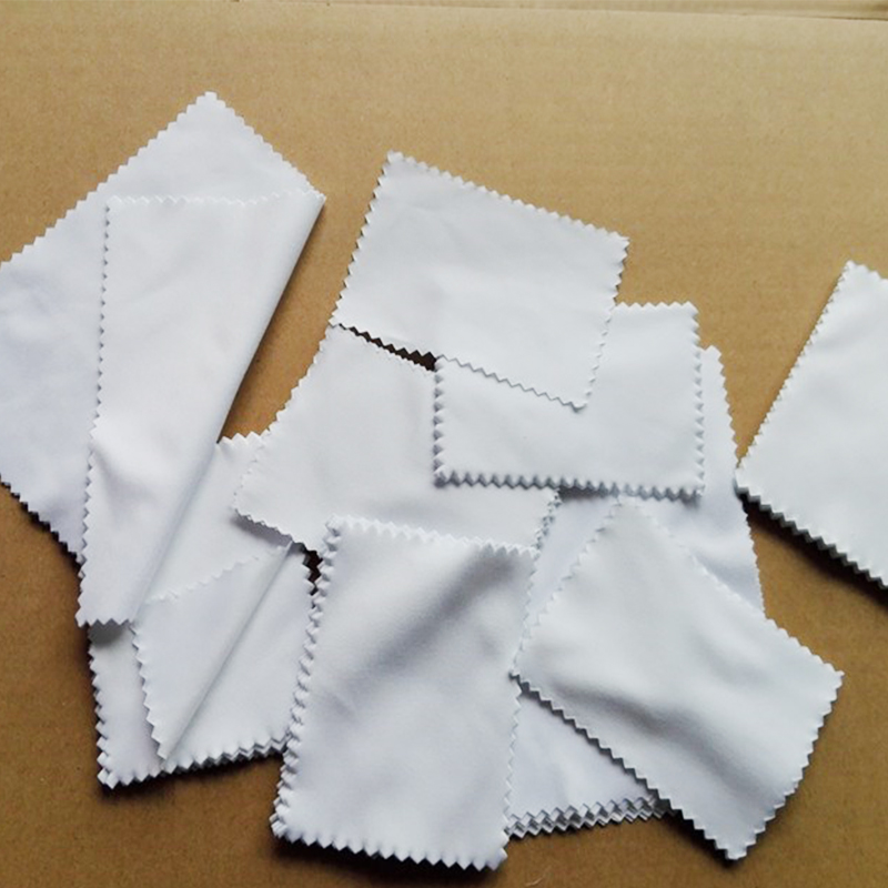 全自動(dòng)無塵布分條橫切機(jī)HD-1107