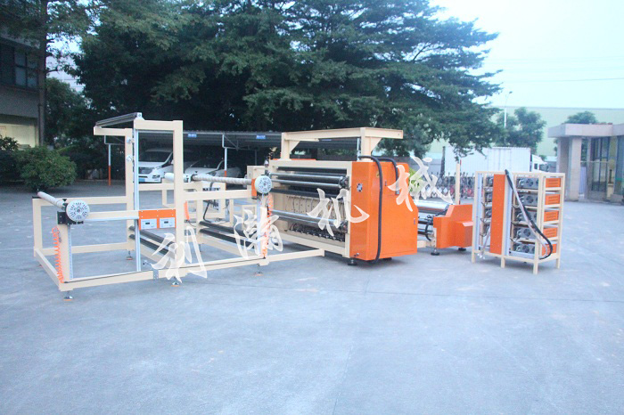 全自動<a href='http://m.aolans.com/xingyezixun/698.html' target='1' style='font-size:14px; font-weight:bold; color:#ff0000;'>超聲波<a href='http://m.aolans.com/xingyezixun/748.html' target='1' style='font-size:14px; font-weight:bold; color:#ff0000;'>裥棉機</a></a>側面