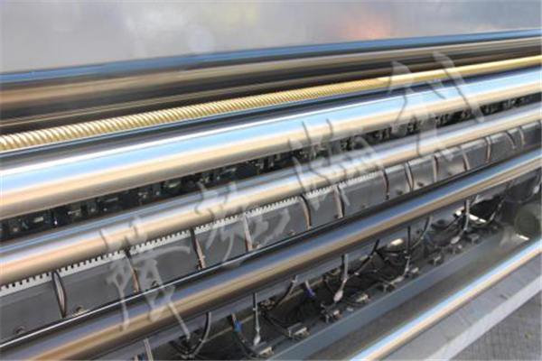 <a href='http://m.aolans.com/xingyezixun/748.html' target='1' style='font-size:14px; font-weight:bold; color:#ff0000;'>裥棉機(jī)</a>