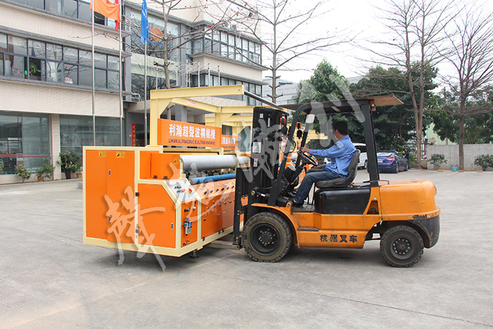 <a href='http://m.aolans.com/xingyezixun/698.html' target='1' style='font-size:14px; font-weight:bold; color:#ff0000;'>超聲波<a href='http://m.aolans.com/xingyezixun/748.html' target='1' style='font-size:14px; font-weight:bold; color:#ff0000;'>裥棉機(jī)</a></a>